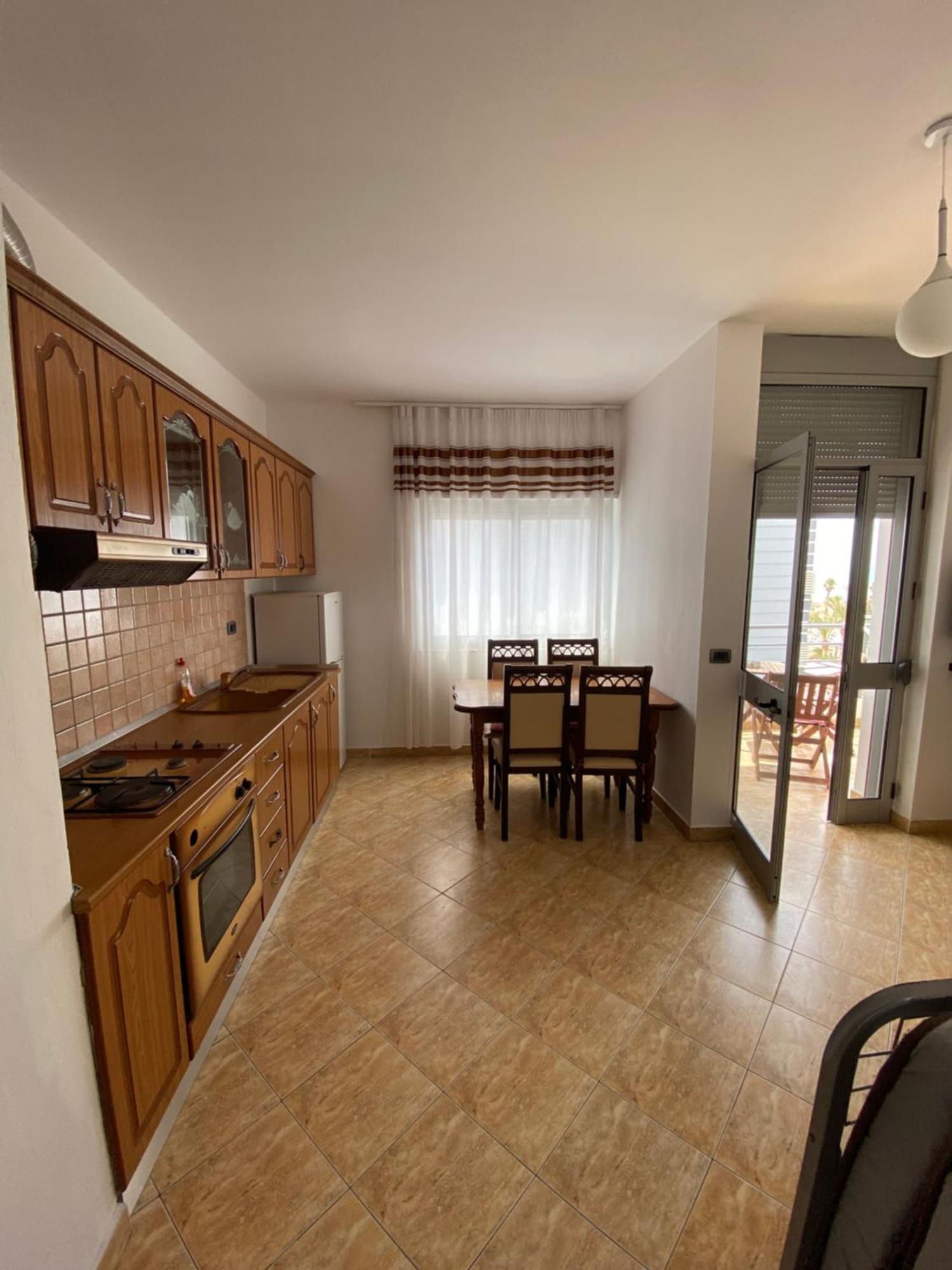 Leo Apartament Durrës Buitenkant foto